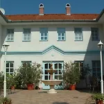 Csigaház Panzió Gyula